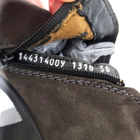 FLY LONDON Suede Gray Ankle Heeled Booties - Picture 9 of 10